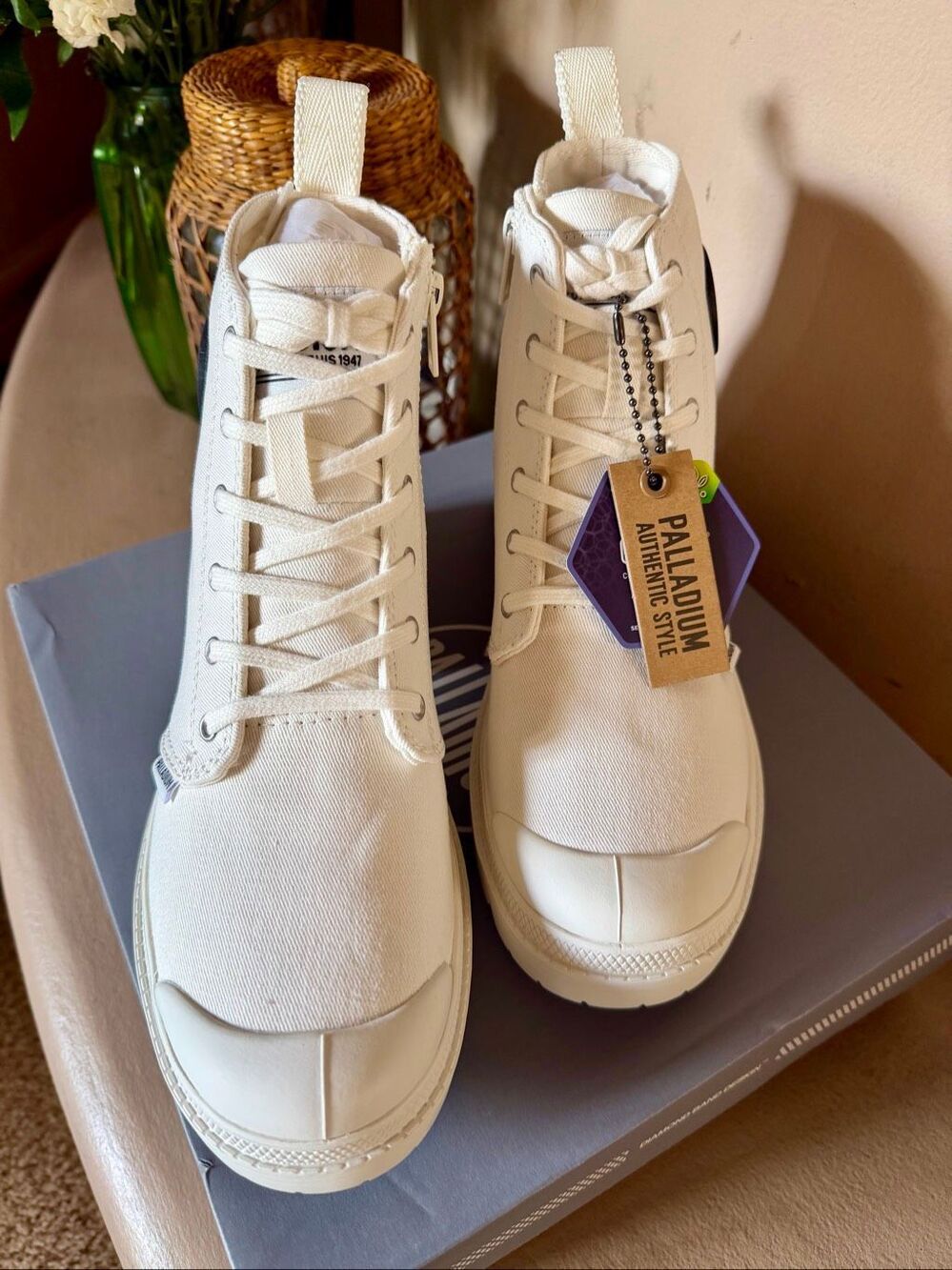 Palladium Pallabase twill star white chunky platform boots